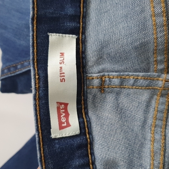 Levi's 511 Classic Slim Fit Patch Jeans - Picture 3 of 11